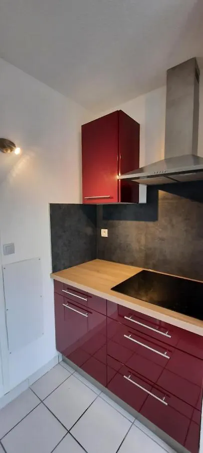 Appartement T3 entièrement rénové - 6 couchages à Lourdes France